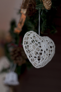 crochet heart ornament - morguefile